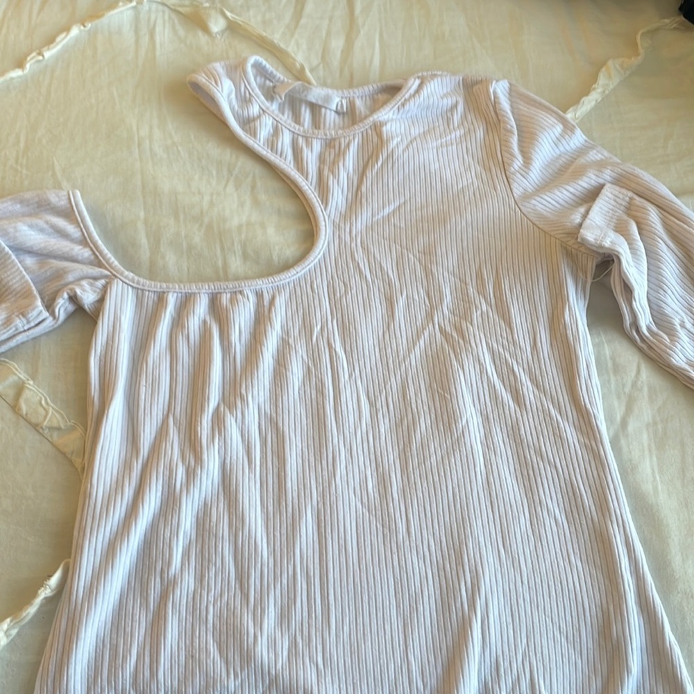 Cut out long sleeve